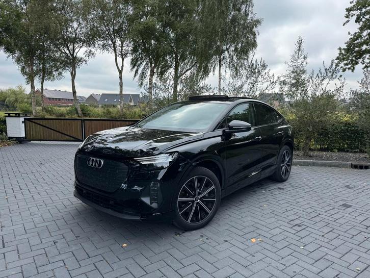 Audi Q4 45e 210kw 82kWh Panoramadak 2024 S-Line Camera BTW !, Auto diversen, Schadeauto's, Audi, Automaat, Elektrisch, SUV of Terreinwagen