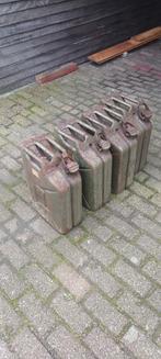 4 x oldtimer benzinetank keep on rolling militaire voertuig, Ophalen