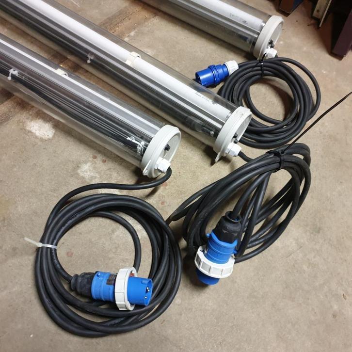 3X ZGAN TL VERLICHTING HUFTERPROOF VOCHTBESTENDIG, Huis en Inrichting, Lampen | Plafondlampen, Zo goed als nieuw, Ophalen of Verzenden