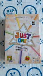 Just One, Hobby en Vrije tijd, Gezelschapsspellen | Bordspellen, Drie of vier spelers, Ophalen of Verzenden, Nieuw, Onbekend