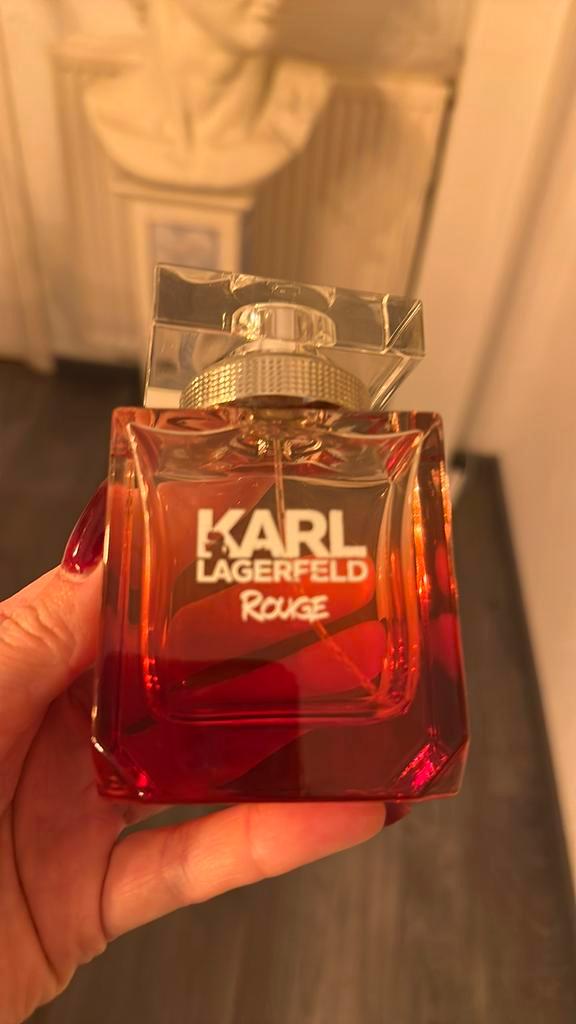 Designer lege parfumfles – Karl Lagerfeld Rouge, Sieraden, Tassen en Uiterlijk, Uiterlijk | Parfum, Zo goed als nieuw, Ophalen of Verzenden