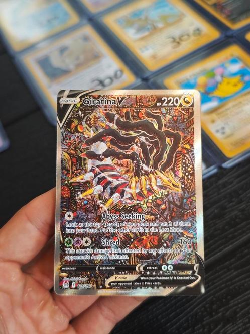 🌌 Giratina V 186 Lost Origin, Hobby en Vrije tijd, Verzamelkaartspellen | Pokémon, Zo goed als nieuw, Ophalen of Verzenden
