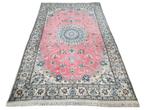 Handgeknoopt Perzisch wol Naïn tapijt pink Iran 160x251cm