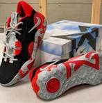 Nike PG 6 Bred Black Red Wolf Grey Paul George DC1974 eu 44, Overige kleuren, Nike, Nieuw, Ophalen of Verzenden