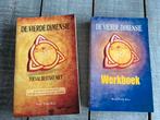De vierde dimensie + werkboek Hans Peter Roel, Boeken, Ophalen of Verzenden, Gelezen, Spiritualiteit algemeen, Achtergrond en Informatie
