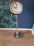 Moderne staande klok met veer, Ophalen, Gebruikt, Analoog, Staande klok