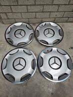 Mercedes Benz wieldoppen 15 inch orgineel, Auto diversen, Wieldoppen, Gebruikt, Ophalen of Verzenden