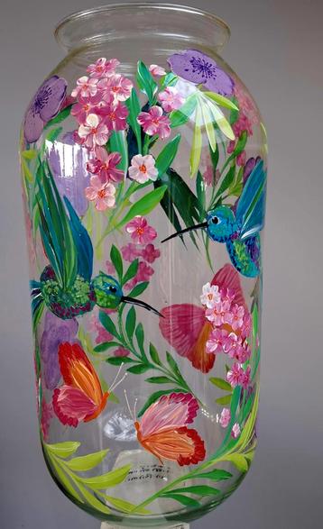 handgeschilderde glazen vaas  beschikbaar voor biedingen