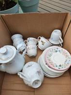 Theekannetje en 9 kop en schotels, Antiek en Kunst, Antiek | Servies los, Ophalen