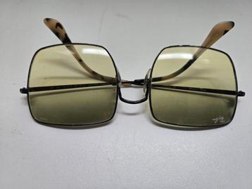 Ray-Ban Vintage Vierkante Zonnebril beschikbaar voor biedingen