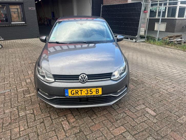 Volkswagen Polo 1.2 TSI 66KW 2014 Grijs, Auto's, Volkswagen, Particulier, Polo, ABS, Airbags, Boordcomputer, Elektrische buitenspiegels