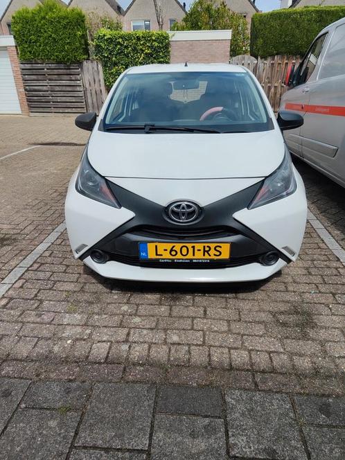 Toyota Aygo 1.0 12V Vvt-i Ddrs 2017 Wit, Auto's, Toyota, Particulier, Aygo, Benzine, B, Hatchback, Handgeschakeld, Geïmporteerd