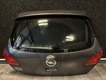 Opel Astra J ('09-'15) Achterklep | Z177 | Hatchback | beschikbaar voor biedingen