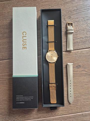 Cluse goudkleurig horloge nieuw beschikbaar voor biedingen