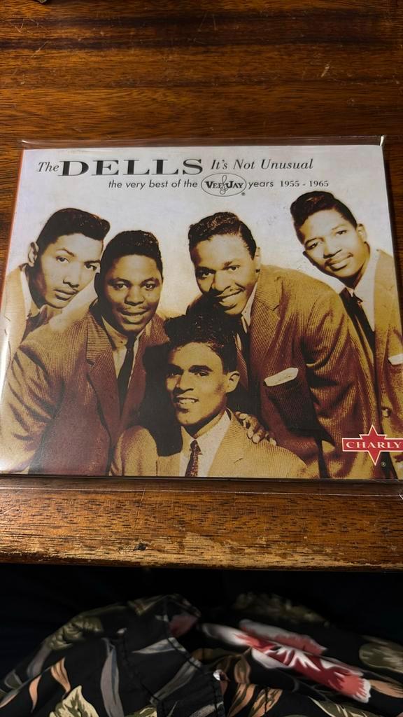 The Dells cd digipack Veejay years It’s not unusual, Cd's en Dvd's, Cd's | R&B en Soul, Zo goed als nieuw, Ophalen of Verzenden