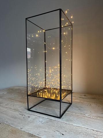 Groot windlicht of vitrine vierkant zwart metaal *HIT* beschikbaar voor biedingen