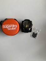Horloge - superdry, Sieraden, Tassen en Uiterlijk, Horloges | Heren, Overige merken, Kunststof, Gebruikt, Polshorloge