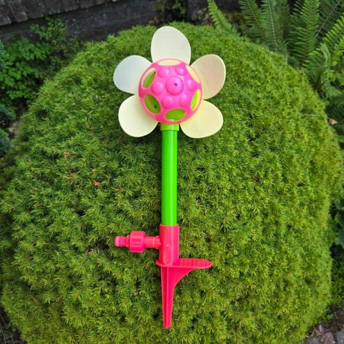 Zomer tip!️️️️️️☀️ Watersproeier Bloem - waterspeelgoed, Kinderen en Baby's, Speelgoed | Buiten | Los speelgoed, Zo goed als nieuw