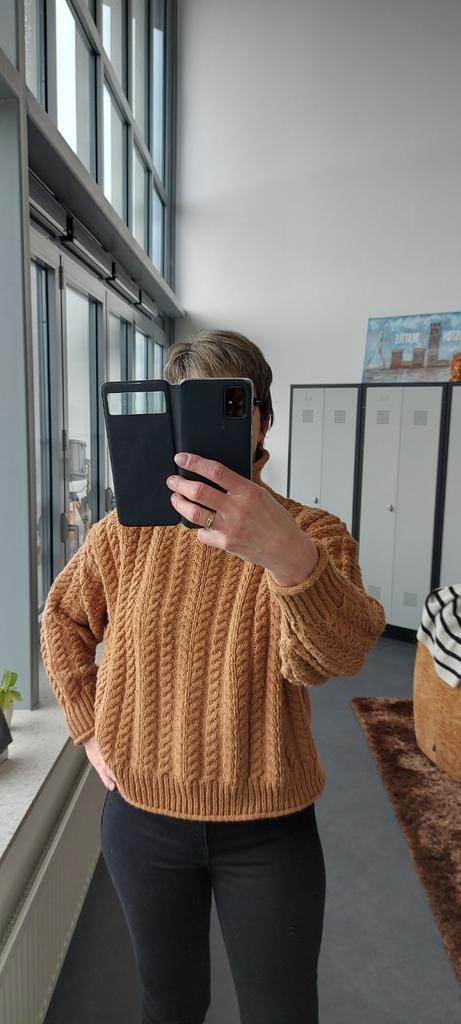 H&M Kabeltrui Camel Maat L, Kleding | Dames, Truien en Vesten, Gedragen, Maat 42/44 (L), Bruin, Ophalen of Verzenden