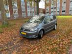 Volkswagen Touran 1.2 TSI 77KW BMT 7P 2011 Grijs, Auto's, Voorwielaandrijving, 74 €/maand, 4 cilinders, 7 stoelen