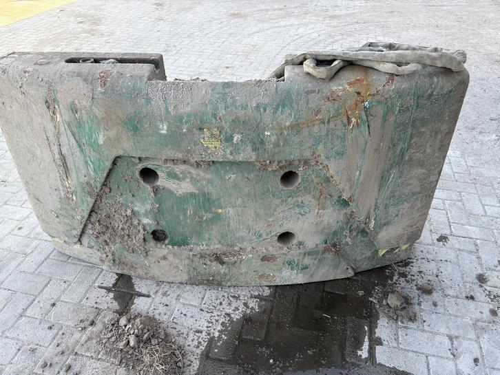 Gewichtblok 1800 tot 3500 kilo contragewicht frontgewicht, Zakelijke goederen, Machines en Bouw | Onderdelen