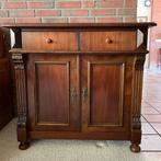 Penant kastje, Mahonie in zeer goede staat, Antiek en Kunst, Antiek | Meubels | Tafels, Ophalen