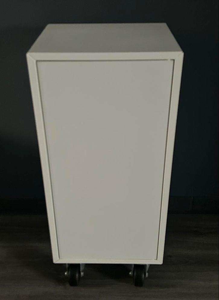 Kastje op wielen - Handig en Mobiel!, Huis en Inrichting, Kasten | Computermeubels, Zo goed als nieuw, Ophalen