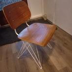 coen de Vries stoel Pilastro jaren 50, Huis en Inrichting, Stoelen, Gebruikt, Ophalen of Verzenden, Jaren 50, Metaal
