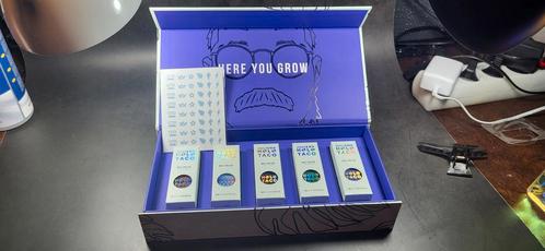 Holo Taco X Julien LIMITED EDITION BOX + POLISHES + STICKERS, Sieraden, Tassen en Uiterlijk, Uiterlijk | Cosmetica en Make-up