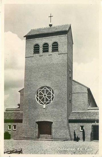 (300-305-019) Stadskanaal Kerk beschikbaar voor biedingen