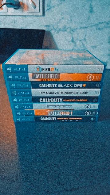 Stapeltje PS4 games beschikbaar voor biedingen