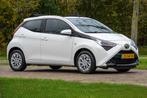 Toyota Aygo 1.0 VVT-i X-play Automaat Cabrio-TOP +NAP NL-aut, Auto's, Stof, Gebruikt, Euro 6, 4 stoelen