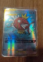 Magikarp en wailord gx tag team met gratis hoesje goed staat, Ophalen of Verzenden, Zo goed als nieuw