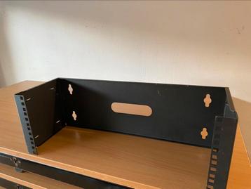 19” rack beschikbaar voor biedingen