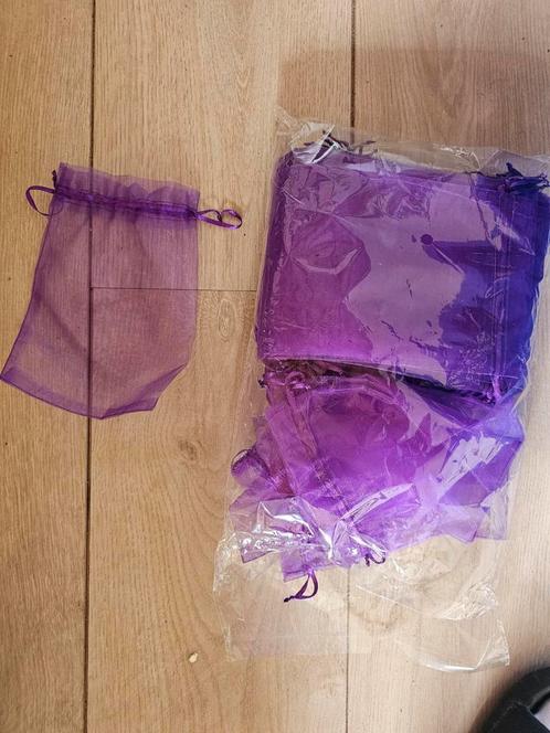 Decoratie bruiloft paars/lila, Hobby en Vrije tijd, Feestartikelen, Zo goed als nieuw, Versiering, Geboorte of Huwelijk, Ophalen