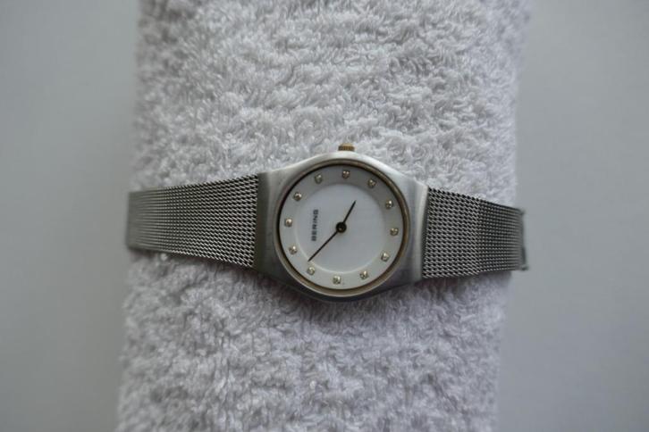 Dameshorloge Bering, water resistent met saffier glas, Sieraden, Tassen en Uiterlijk, Horloges | Dames, Zo goed als nieuw, Polshorloge