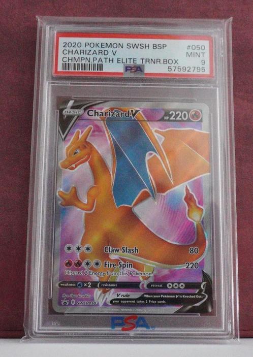 Charizard V Full Art SWSH050 PSA 9 SWSH Black Star Promos, Hobby en Vrije tijd, Verzamelkaartspellen | Pokémon, Nieuw, Losse kaart