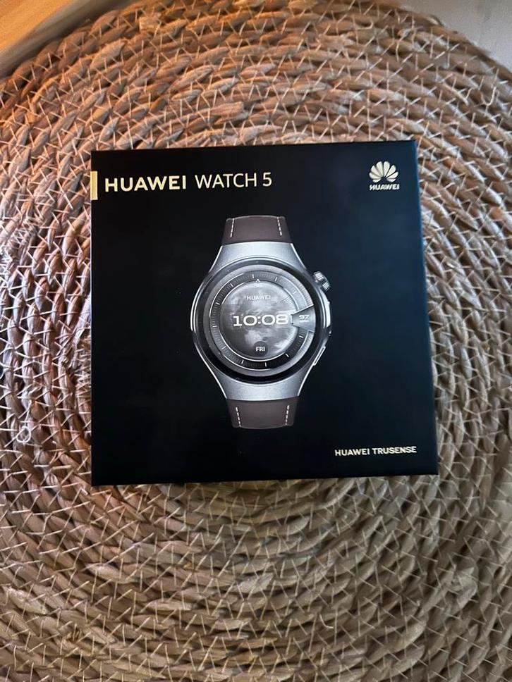 Huawei Watch 5 46mm Titanium-  nieuw!, Sieraden, Tassen en Uiterlijk, Smartwatches, Zo goed als nieuw, Android, Grijs, Afstand