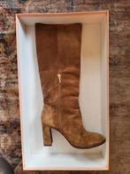 suede laarzen hoog met hak als nieuw Stefano Lauran maat 39, Kleding | Dames, Schoenen, Hoge laarzen, Bruin, Stefano lauran, Ophalen of Verzenden