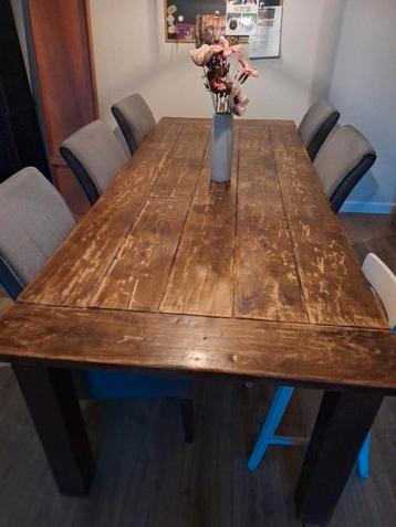 Eettafel robuust teakhout 240 cm beschikbaar voor biedingen