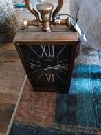 Staande klok, Huis en Inrichting, Woonaccessoires | Klokken, Ophalen, Gebruikt, Analoog, Wekker of Tafelklok