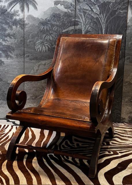 BRITISH COLONIAL PLANTAGE STOEL PLANTAGESTOEL FAUTEUIL LEER, Antiek en Kunst, Antiek | Meubels | Stoelen en Banken, Ophalen