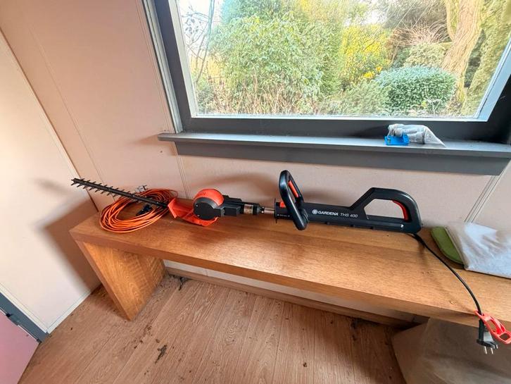 Electrische heggenschaar black&decker zgan. THS 400, Tuin en Terras, Heggenscharen, Zo goed als nieuw, Elektrisch, Ophalen of Verzenden