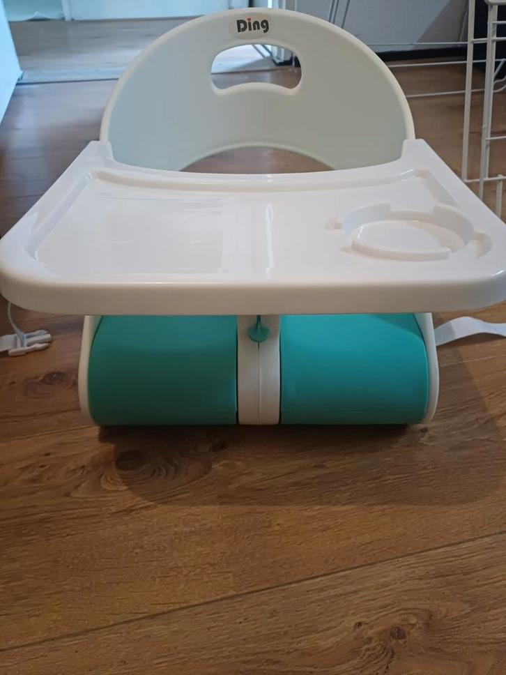 Eetkamerstoel Verhoger, Kinderen en Baby's, Kinderstoelen, Zo goed als nieuw, Meegroeistoel, Afneembaar eetblad, Gordel(s), Ophalen of Verzenden