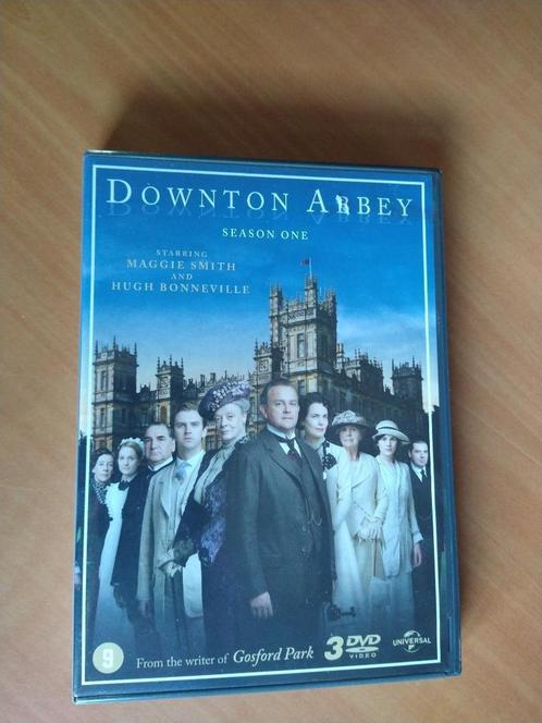 3-DVD Downton Abbey. Season one, Cd's en Dvd's, Dvd's | Tv en Series, Zo goed als nieuw, Drama, Ophalen of Verzenden