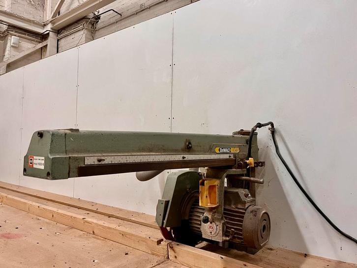 DeWalt 1635/6 Radiaalzaag / Afkortzaag - Industrieel, Doe-het-zelf en Verbouw, Gereedschap | Zaagmachines, Gebruikt, Afkortzaag