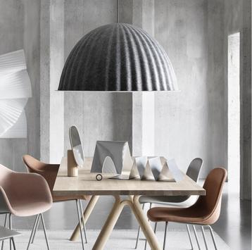 Muuto Under The Bell Hanglamp 82 cm Grijs beschikbaar voor biedingen