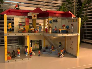 Playmobil school + leukee accessoires beschikbaar voor biedingen