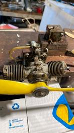 2 vliegtuig motoren zolder vondst werking onbekend, Hobby en Vrije tijd, Ophalen, Gebruikt, Benzine