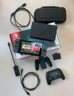 Nintendo Switch + Pro controller + meer, Spelcomputers en Games, Ophalen, Zo goed als nieuw, Switch Original